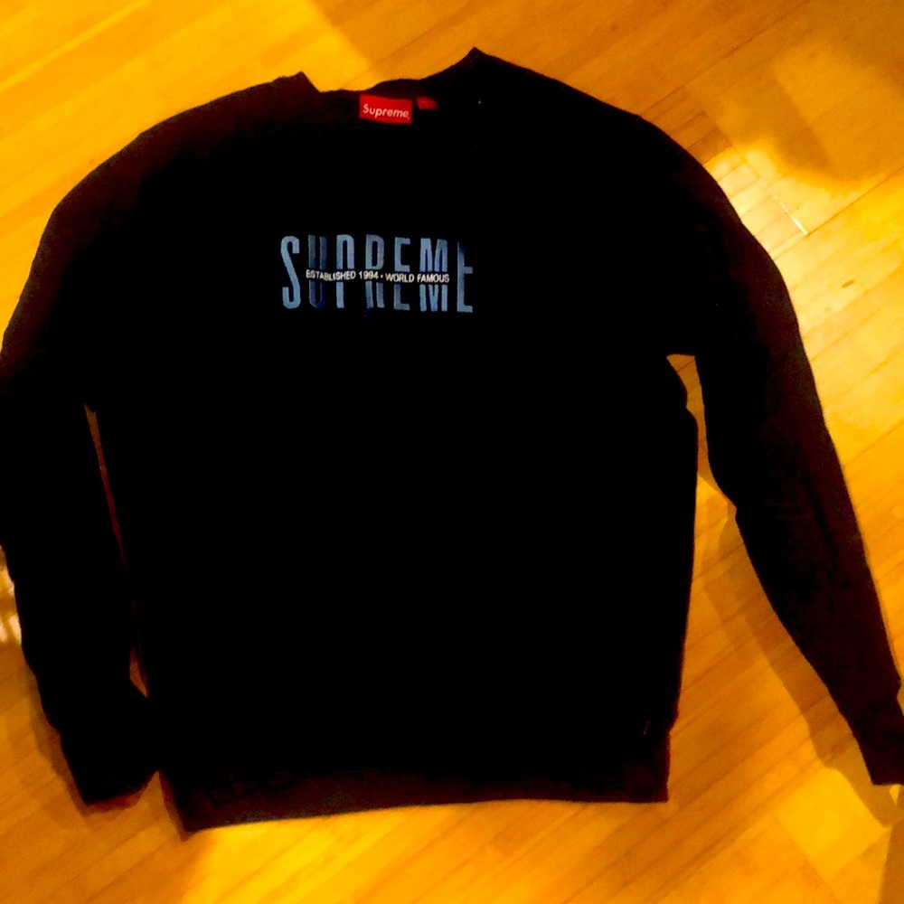 Supreme Sweatshirt